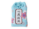 Omamori talisman štěstí, modrý, kytka