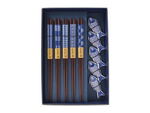 Set hůlek s podložkami, ryba